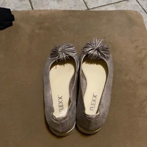 Flex Dark Gold flats